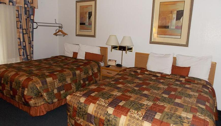Norwood Inn Minneapolis רוזוויל מראה חיצוני תמונה